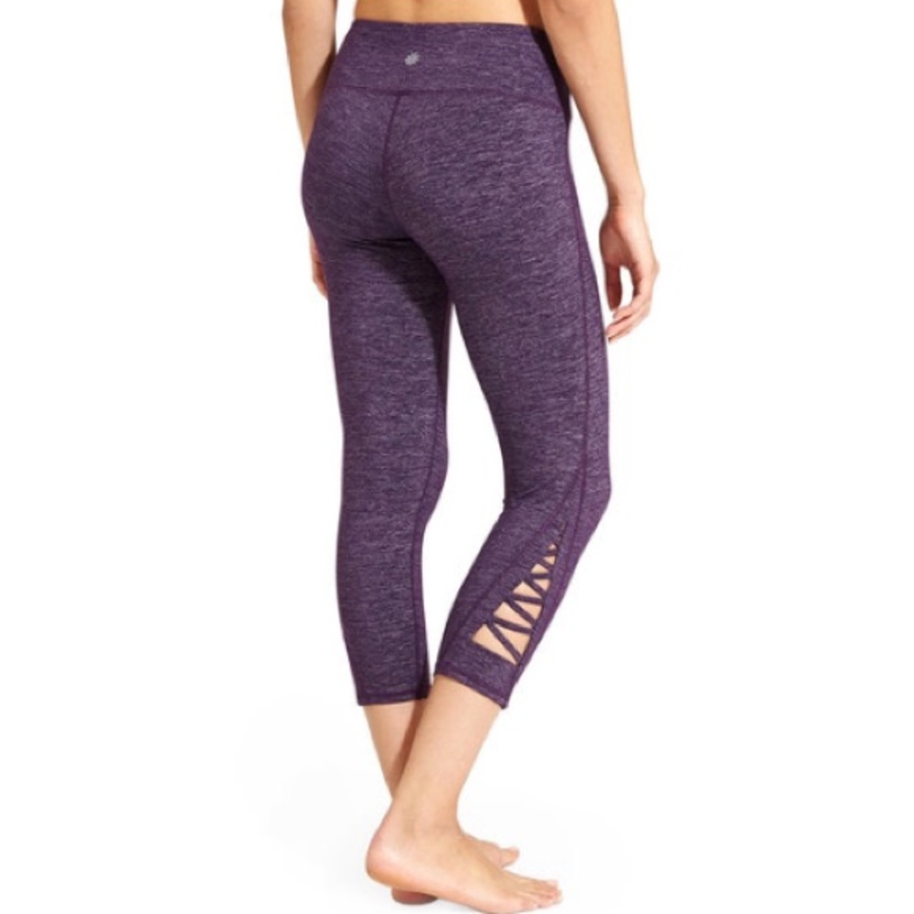 Athleta purple cropped leggings